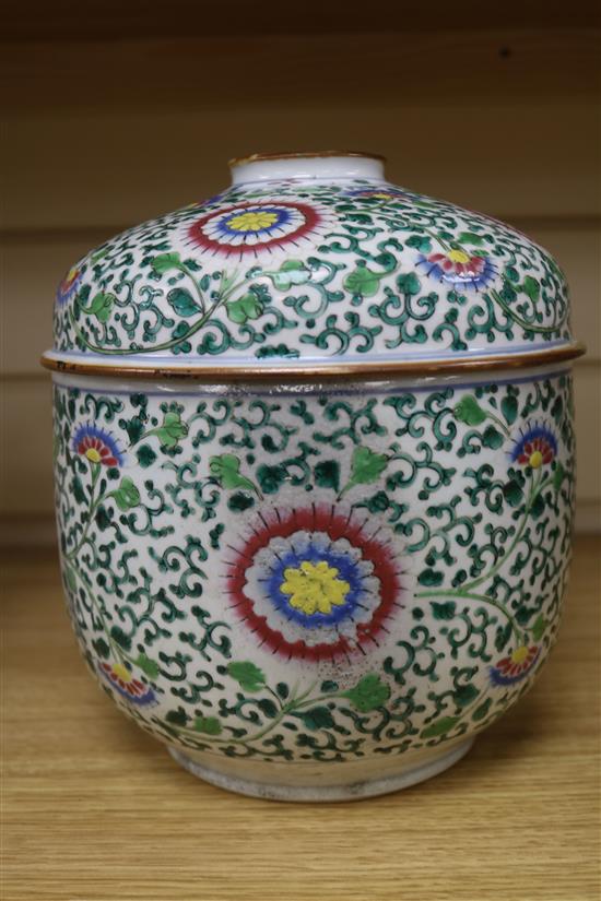 A Chinese export famille rose bowl and cover, Qianlong period